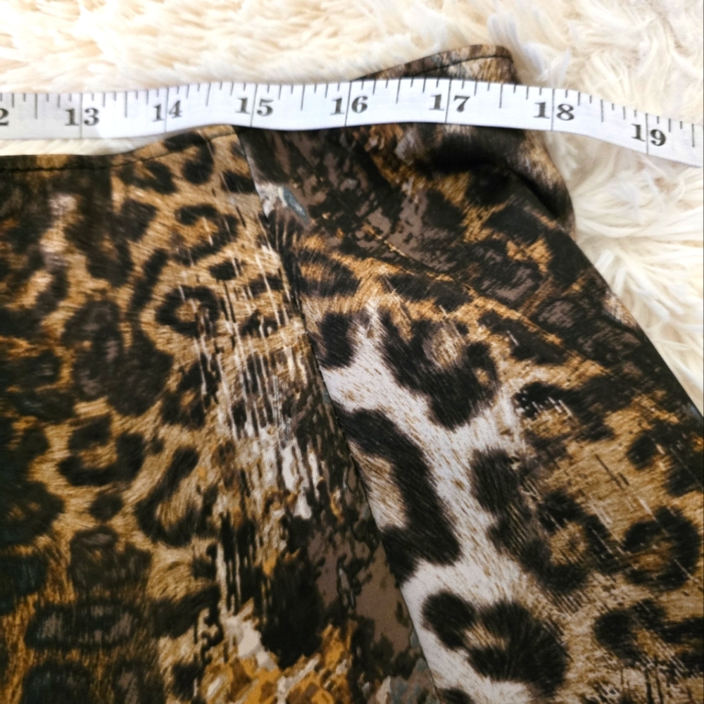 Abstract Leopard Print Mini Skater Skirt size XL - Picture 9 of 12